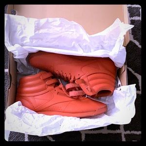 Reebok Classics - burnt orange color - size 9